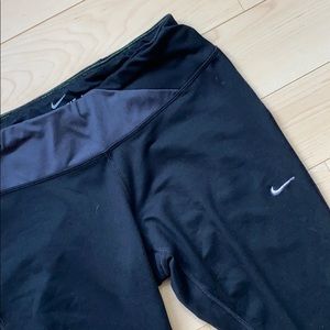 Nike • Leggings • M